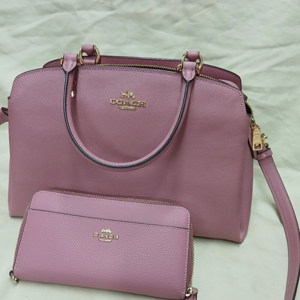 Purse with wallet
